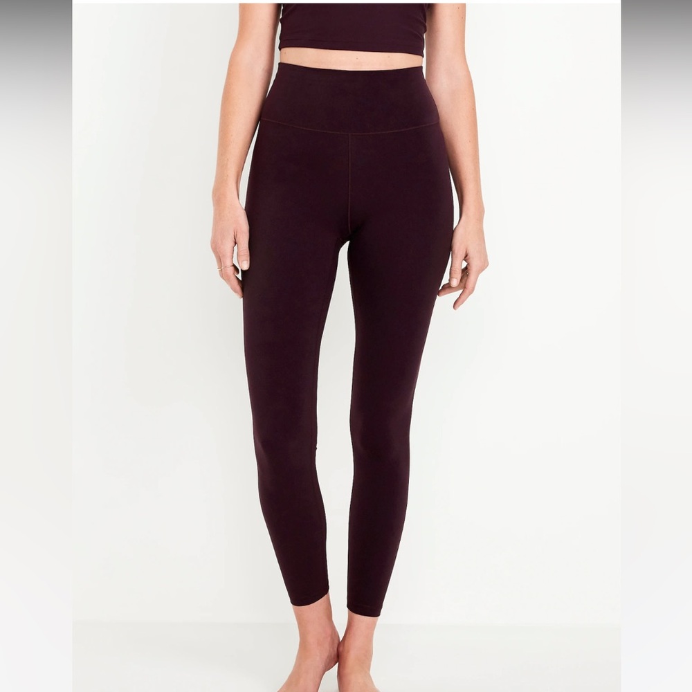 Old Navy Burgundy Studio Smooth Leggings